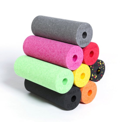 Masāžas rullis BLACKROLL MINI kompaktā izmērā